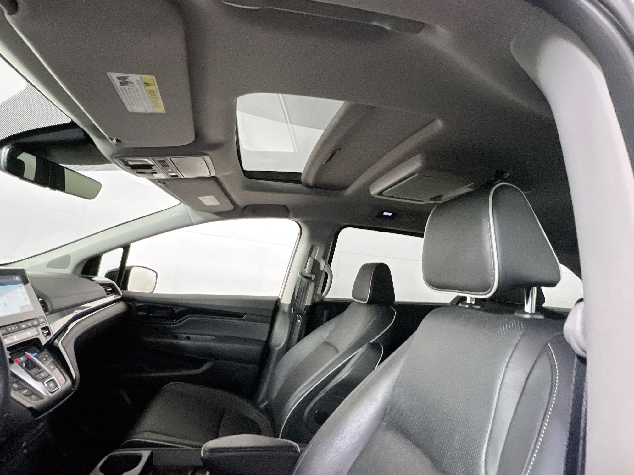 Used 2023 Honda Odyssey Elite image 22