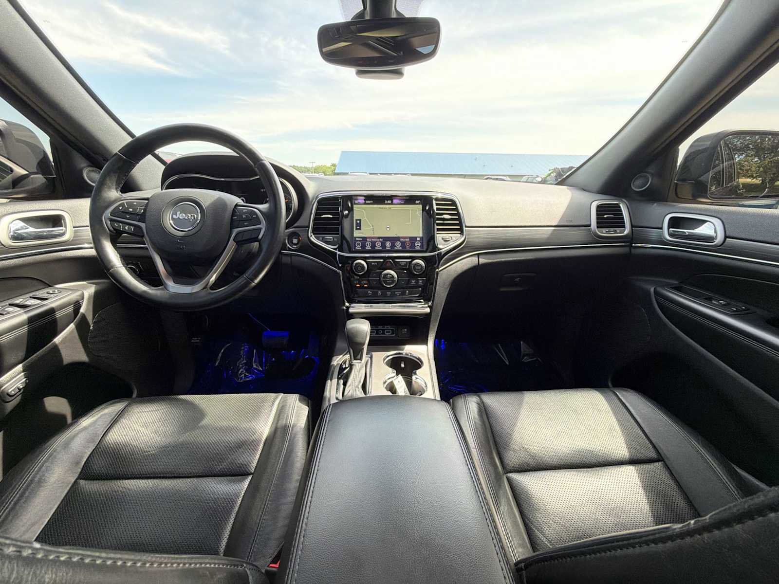 Used 2019 Jeep Grand Cherokee Limited w/ Luxury Group II AWD/4WD image 12