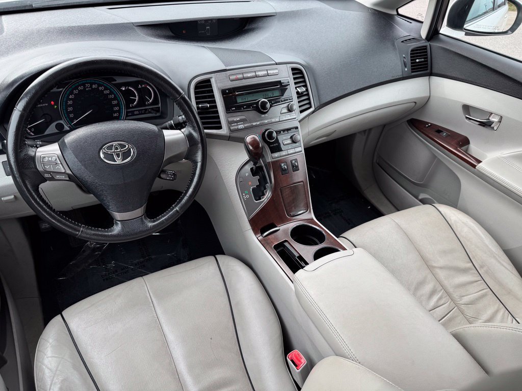 Used 2009 Toyota Venza AWD image 12