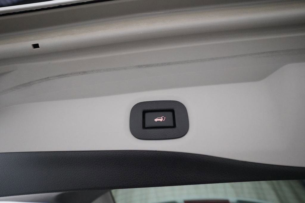 Used 2020 Nissan Rogue SL image 15