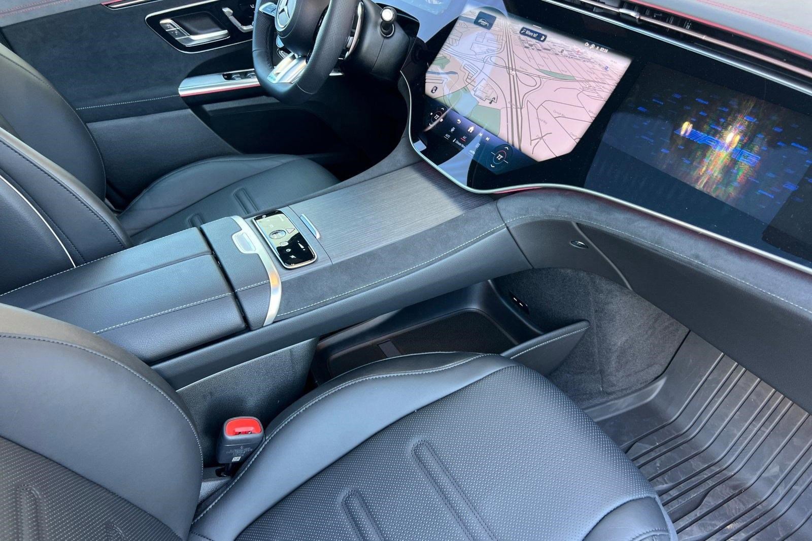 New 2025 Mercedes-Benz EQE AMG 4MATIC SUV image 28