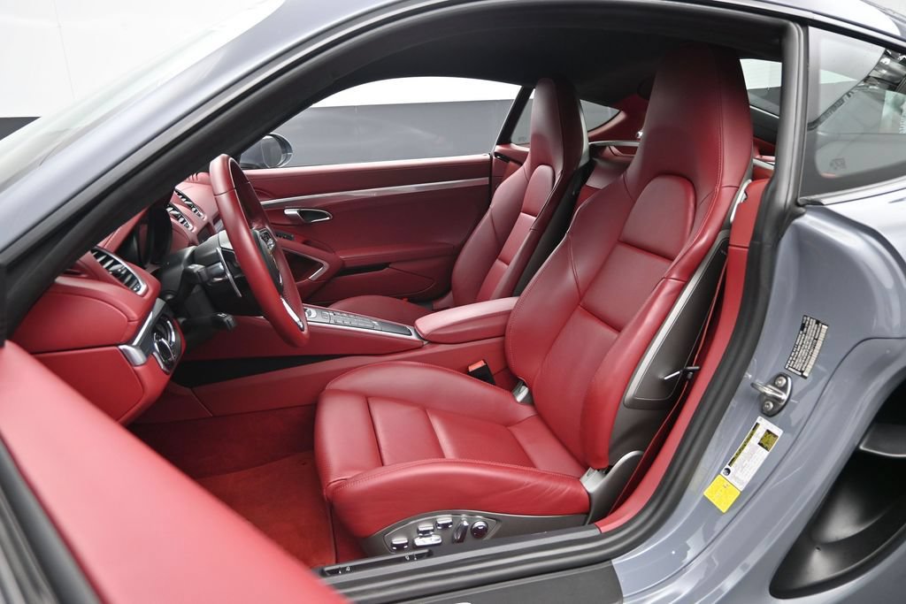 Used 2023 Porsche 718 Cayman GTS RWD image 21