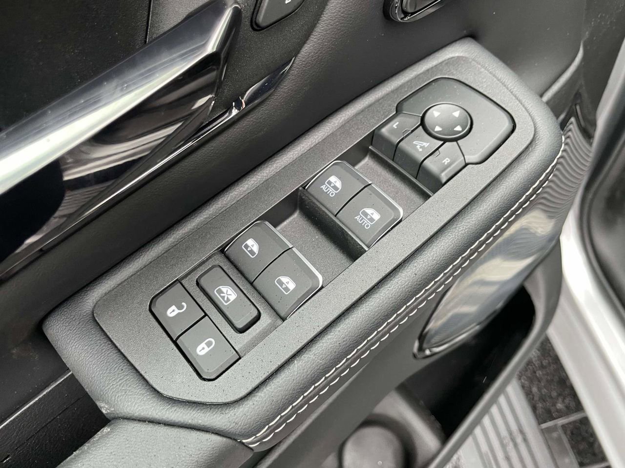 New 2026 RAM 1500 Limited image 29