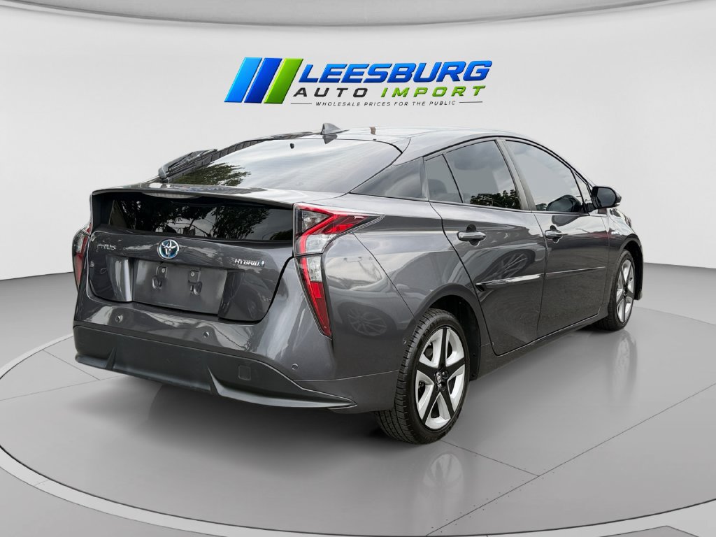 Used 2018 Toyota Prius Four Touring FWD image 5