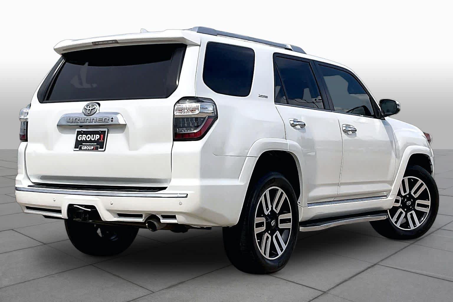 Used 2018 Toyota 4Runner Limited AWD/4WD image 9