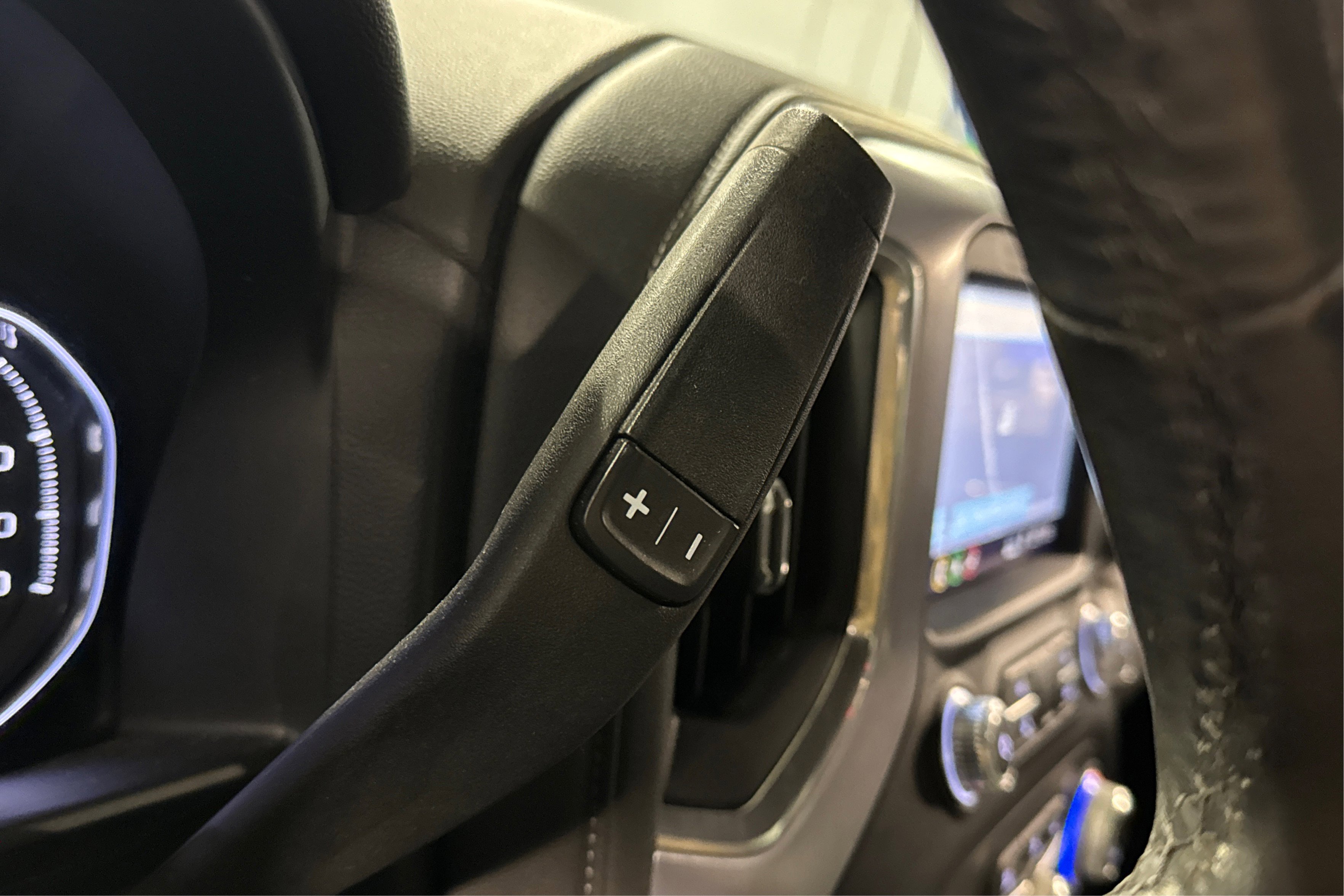 Used 2019 GMC Sierra 1500 SLT image 29