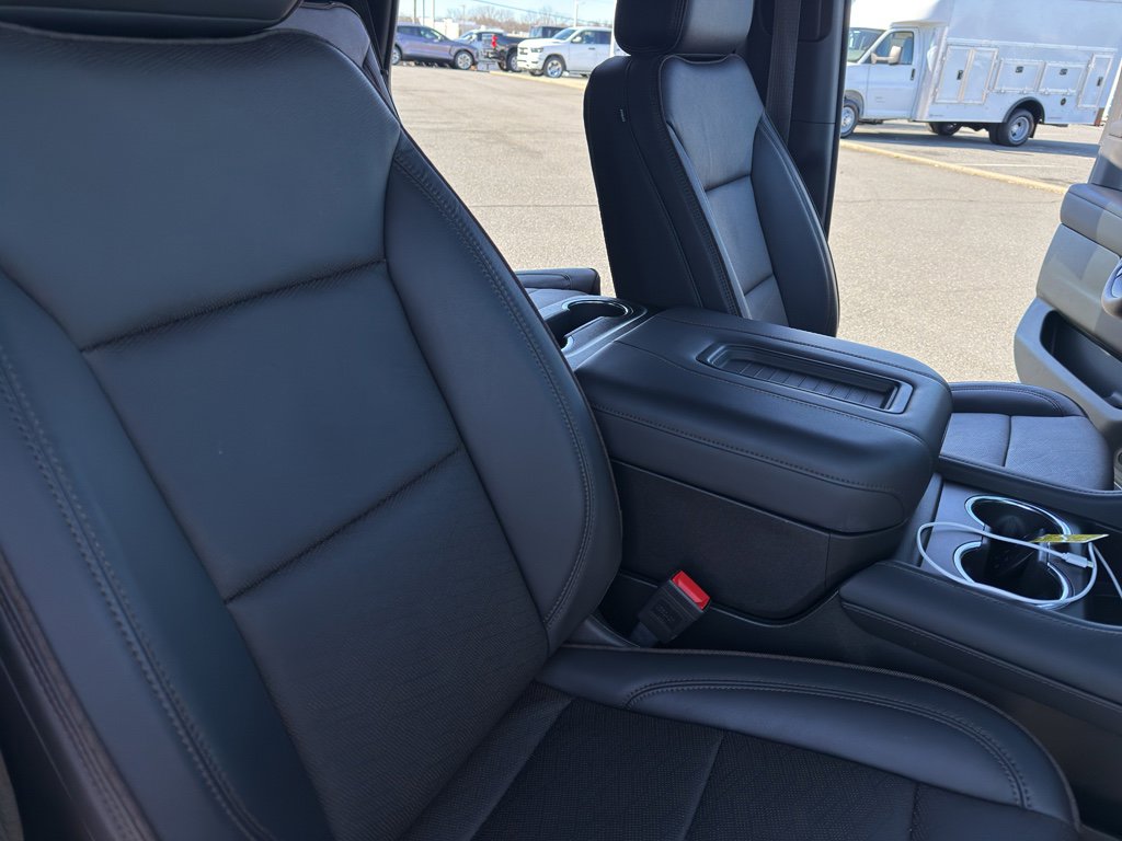 Used 2024 Chevrolet Tahoe High Country image 35