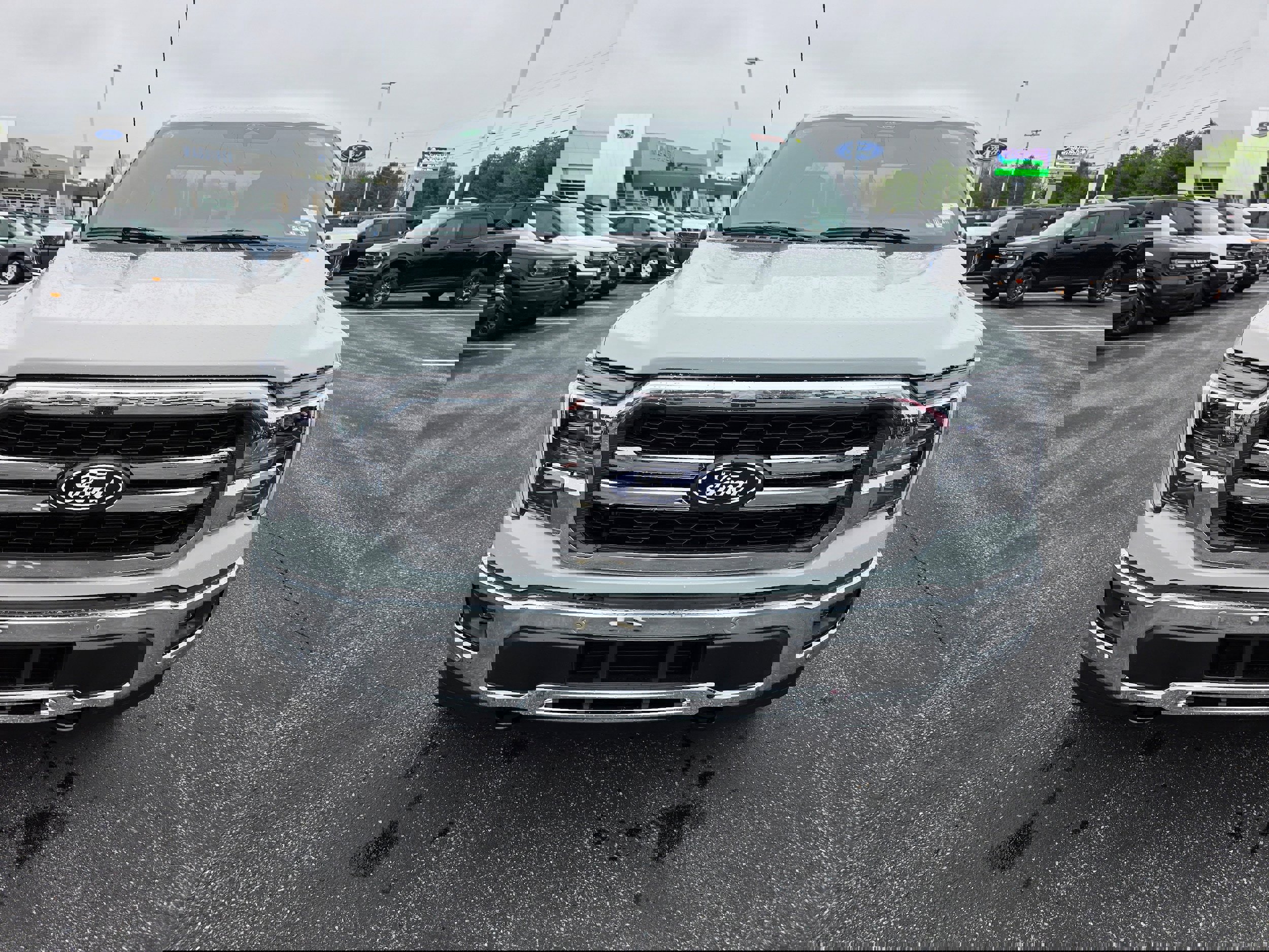 New 2026 Ford F150 Lariat w/ Equipment Group 502A High image 8