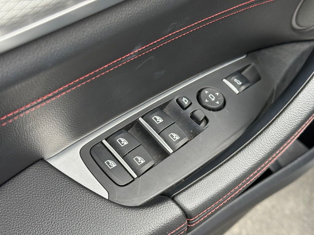 Used 2019 BMW X4 xDrive30i w/ M Sport Package image 10