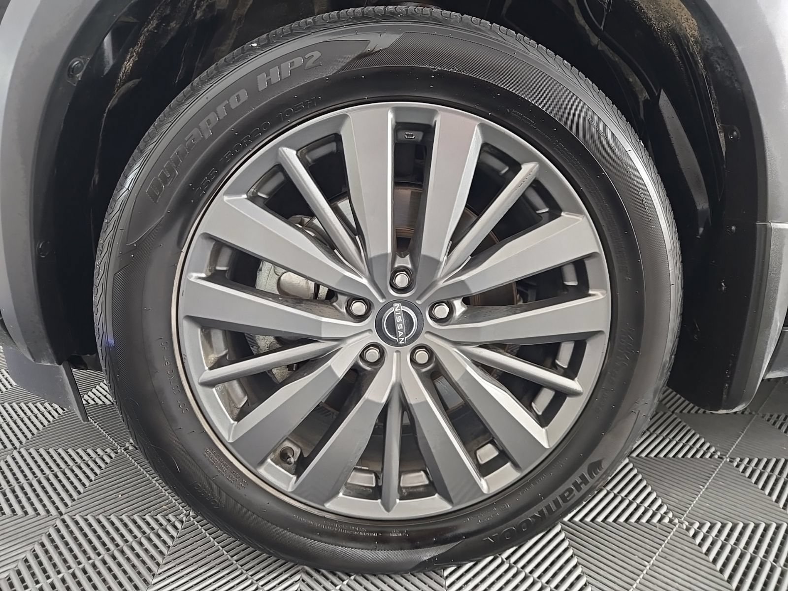 Used 2025 Nissan Pathfinder SL w/ SL Premium Package FWD image 7