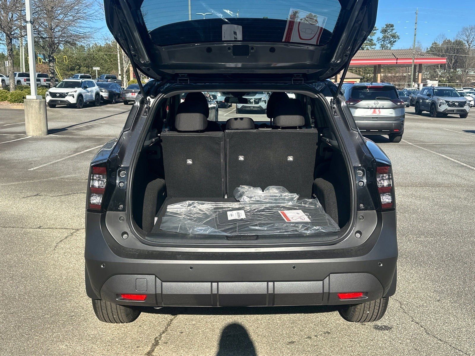 New 2026 Nissan Kicks SV w/ Cold Weather Package image 18