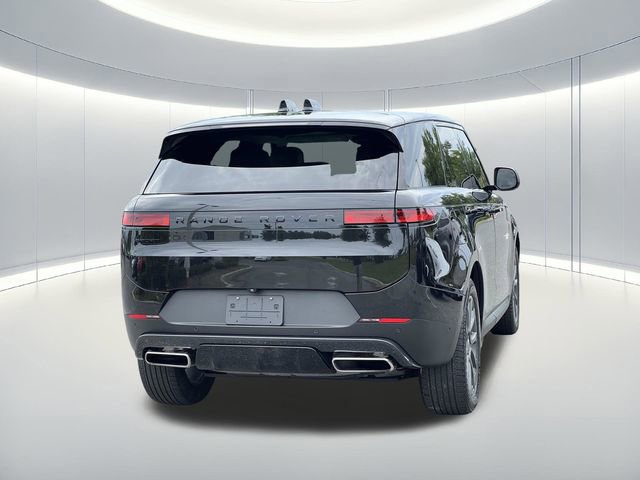 Used 2024 Land Rover Range Rover Sport SE AWD/4WD image 4