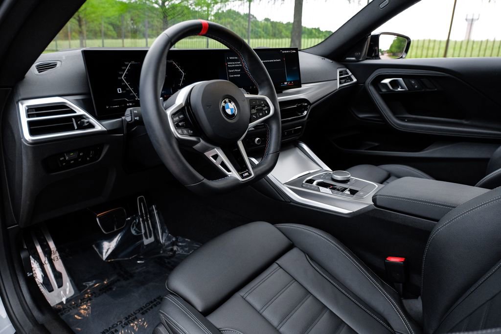 Used 2025 BMW M240i Coupe w/ Premium Package image 5
