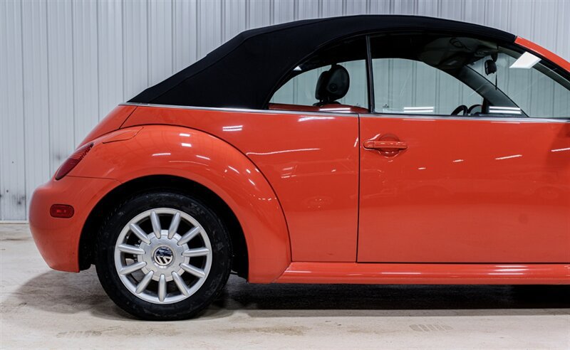 Used 2004 Volkswagen Beetle GLS FWD image 22