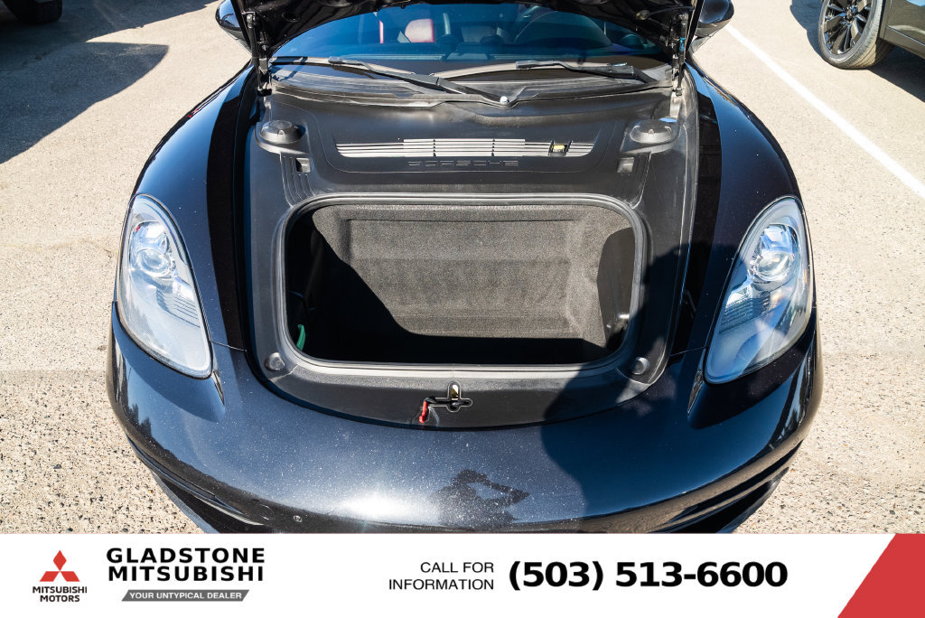 Used 2018 Porsche 718 Cayman RWD image 9