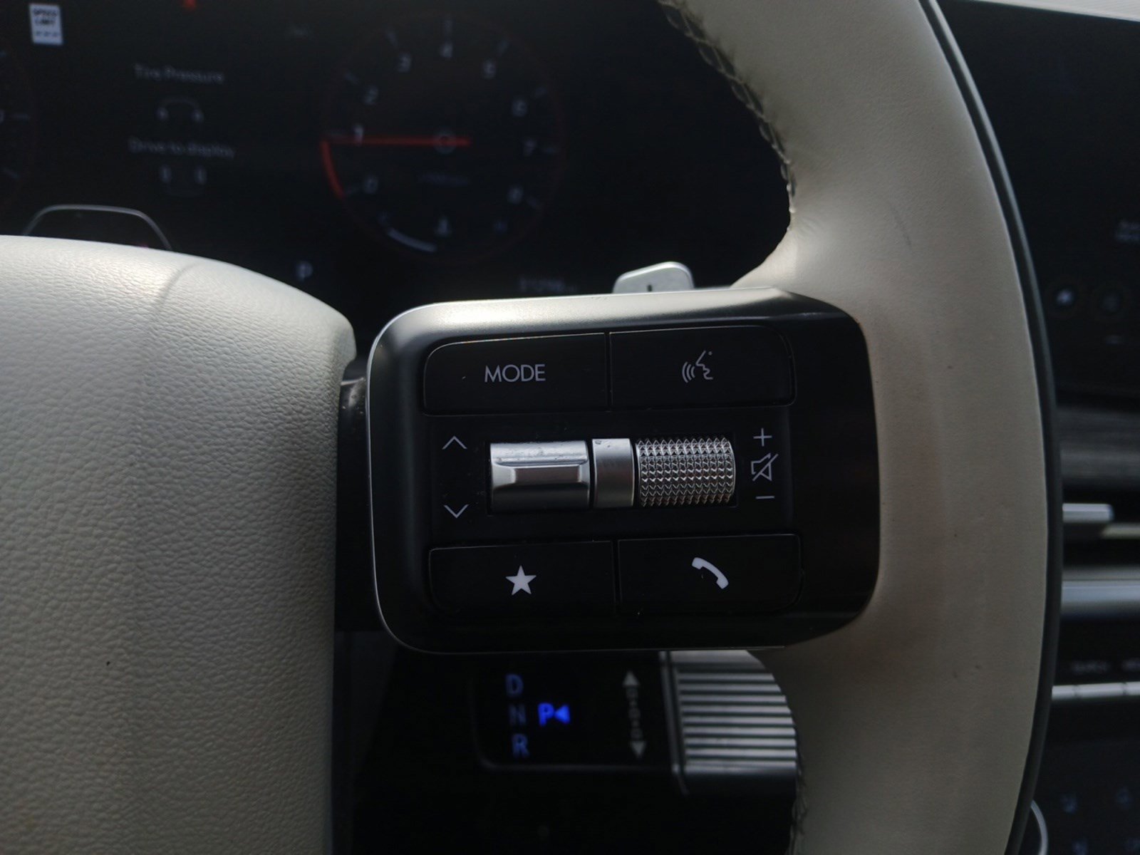 Certified 2024 Hyundai Santa Fe Calligraphy image 18