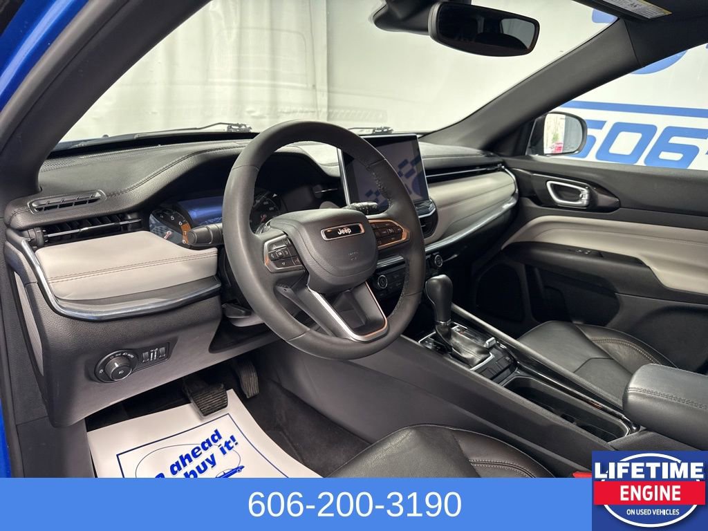 Used 2023 Jeep Compass Limited AWD/4WD image 28