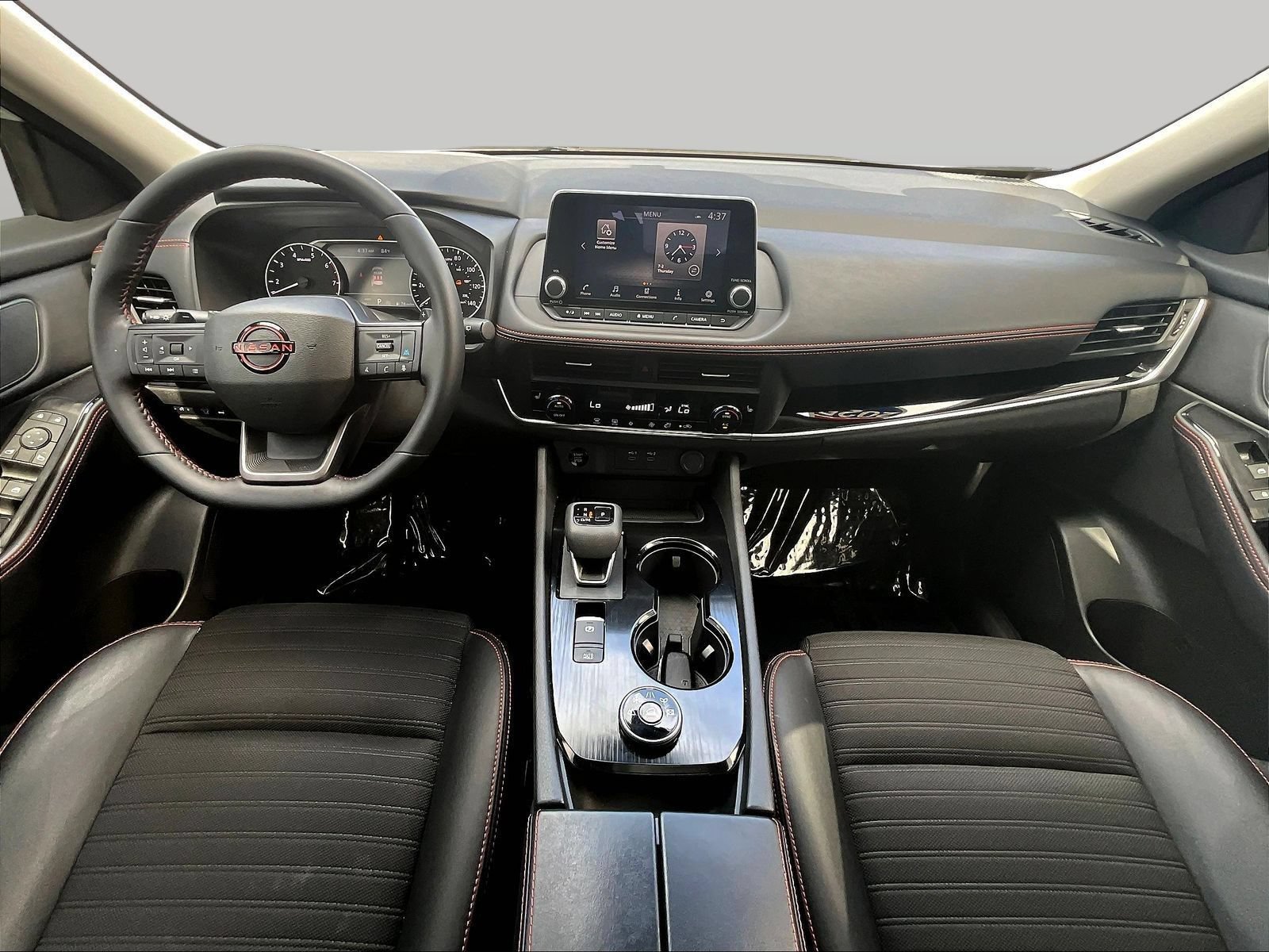 Used 2025 Nissan Rogue SV AWD/4WD image 9