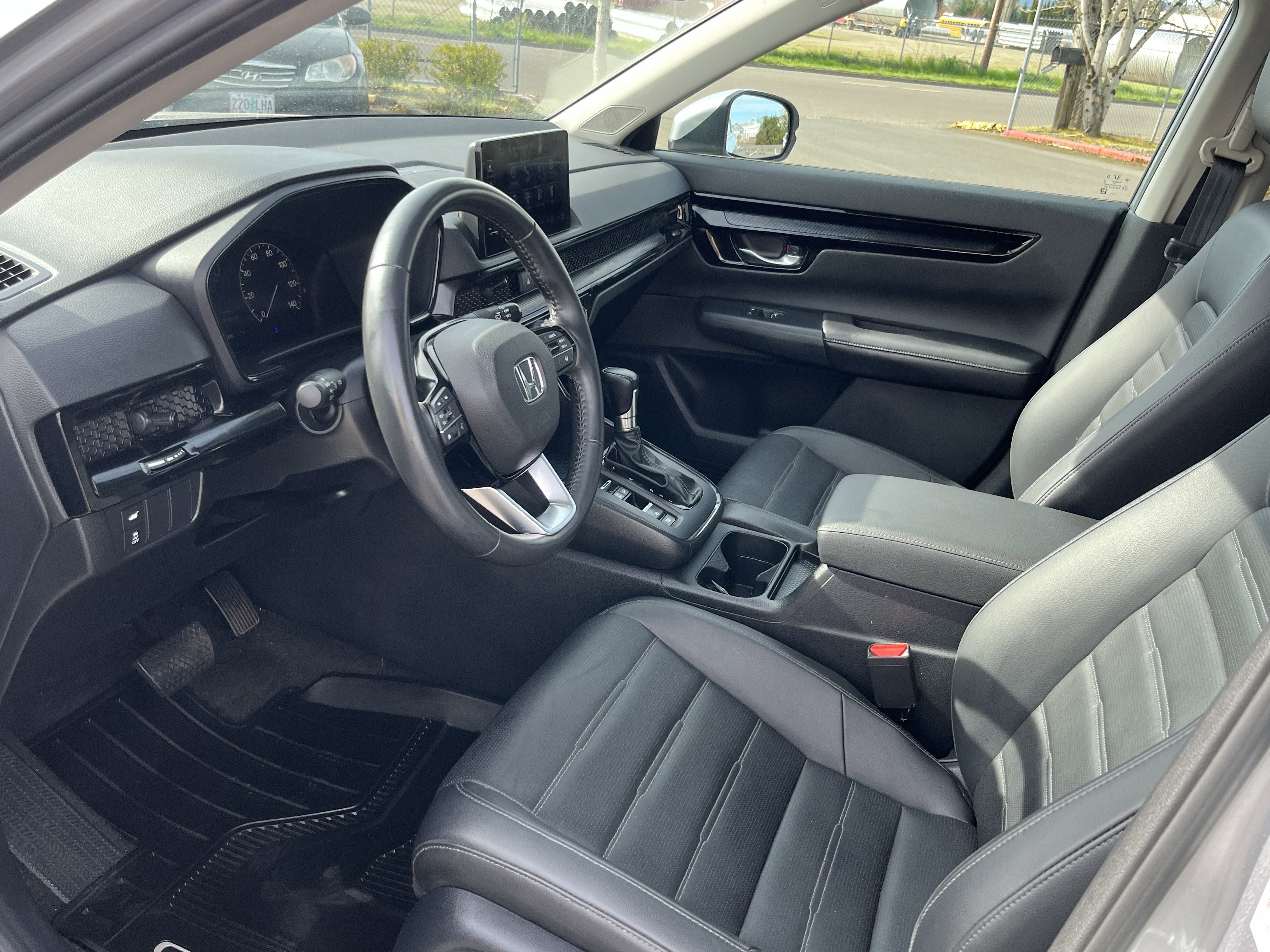 Used 2023 Honda CR-V EX-L image 9