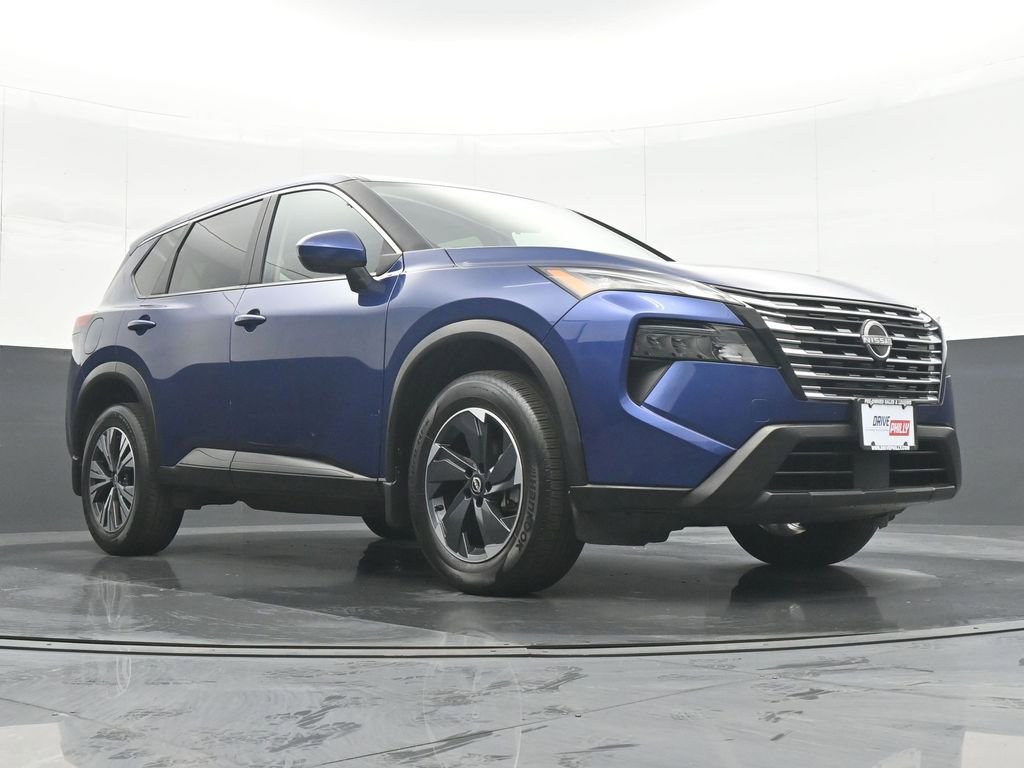 Used 2023 Nissan Rogue SV image 33