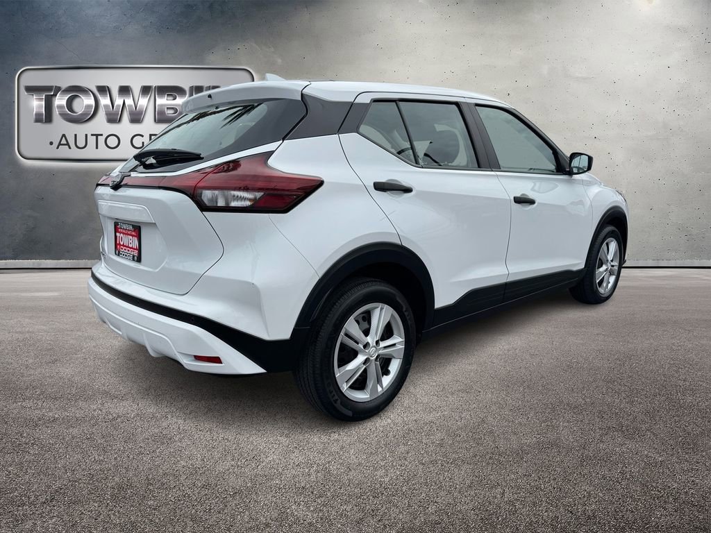 Used 2024 Nissan Kicks S FWD image 4