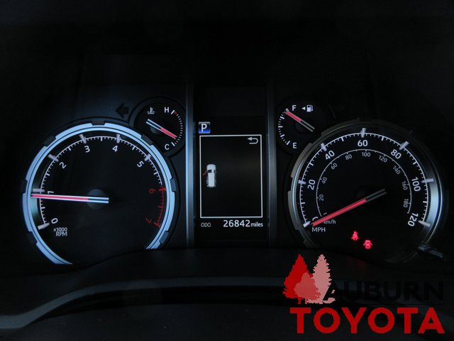 Certified 2024 Toyota 4Runner TRD Off-Road image 17