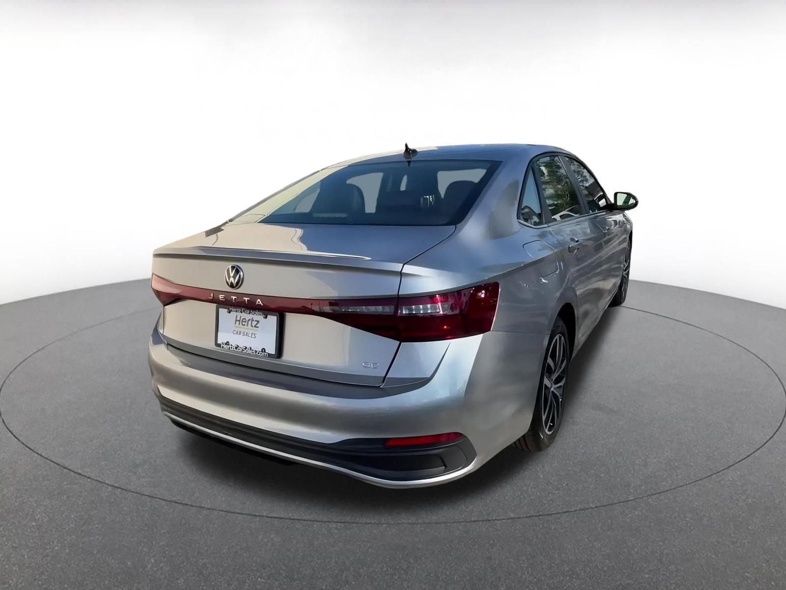 Used 2025 Volkswagen Jetta SE image 15