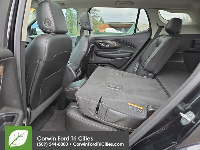 Used 2023 GMC Terrain Denali w/ Denali Premium Package AWD/4WD image 31