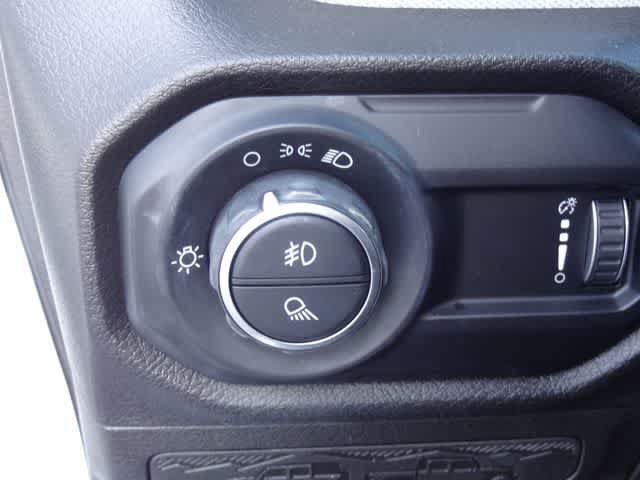 Used 2024 Jeep Gladiator Sport AWD/4WD image 16