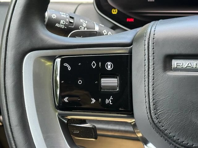 Certified 2025 Land Rover Range Rover SE AWD/4WD image 23
