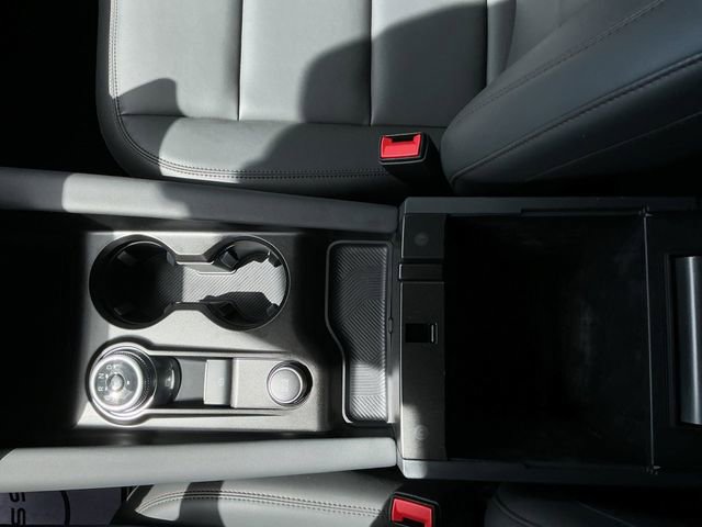 Used 2026 Ford Explorer Active w/ Active Comfort Package RWD image 11