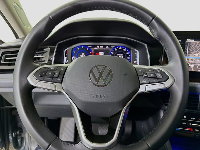 Certified 2025 Volkswagen Jetta SEL FWD image 12