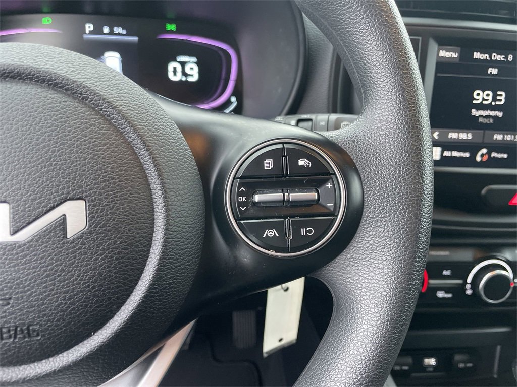 Certified 2023 Kia Soul LX image 16