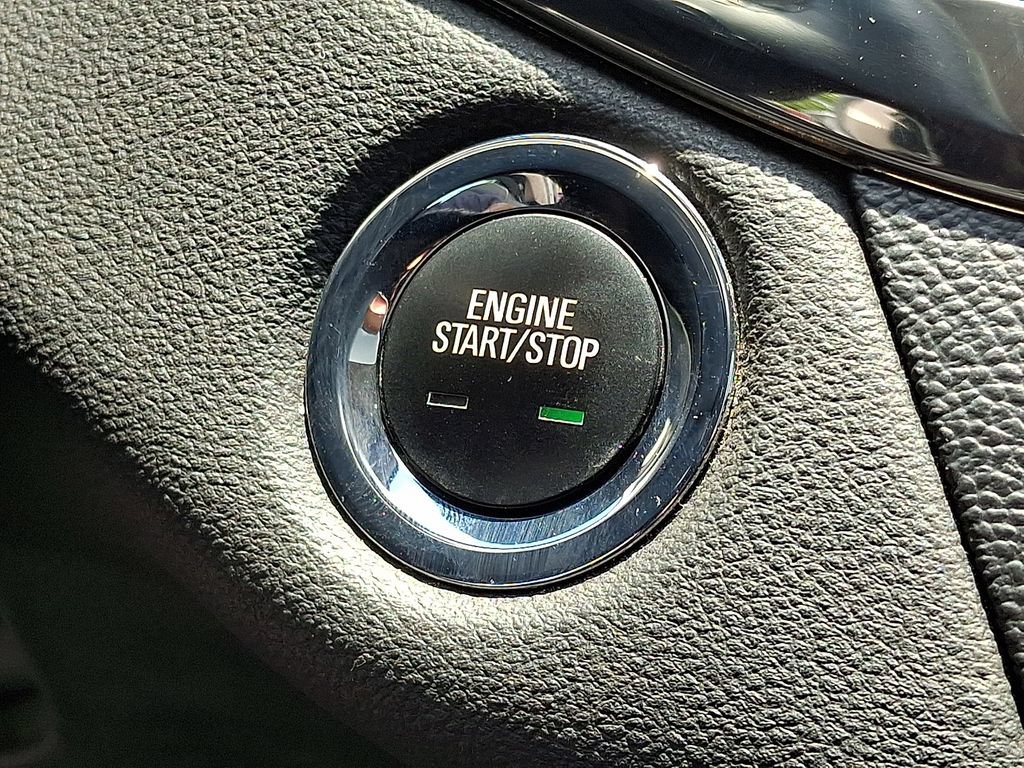 Used 2015 Chevrolet Impala LTZ FWD image 23