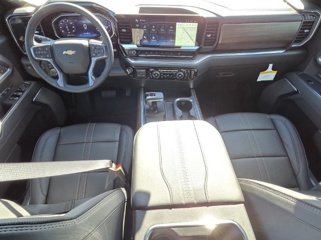 New 2026 Chevrolet Silverado 1500 High Country w/ High Country Premium Package AWD/4WD image 8
