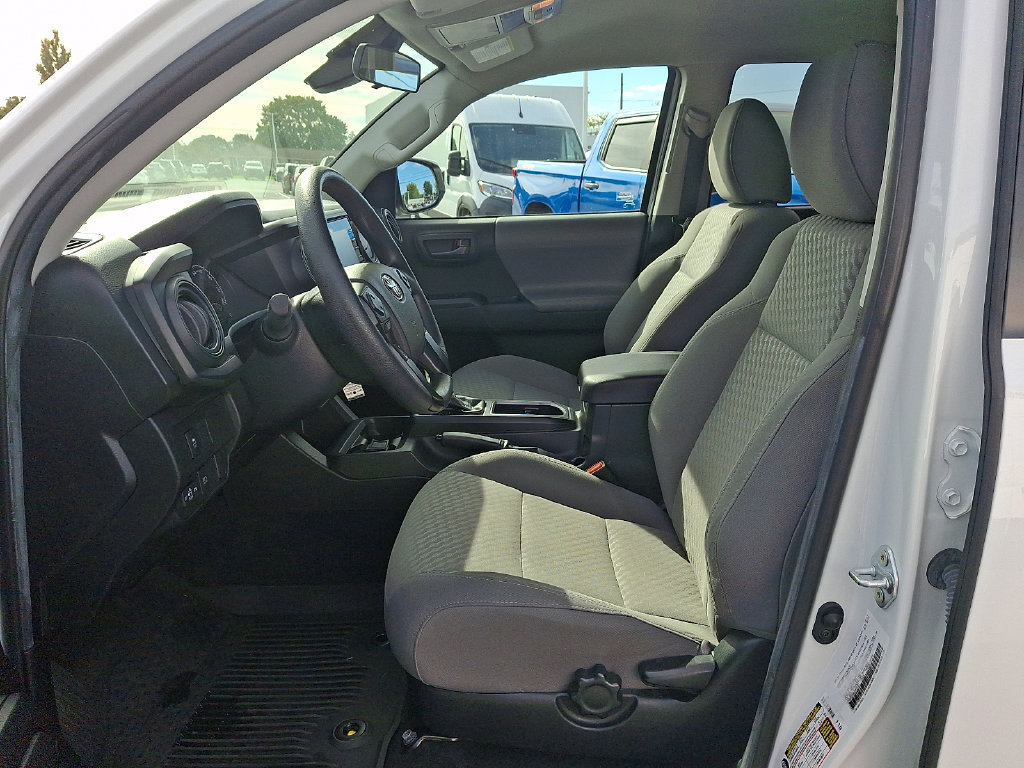 Used 2022 Toyota Tacoma SR w/ SR Convenience Package RWD image 16