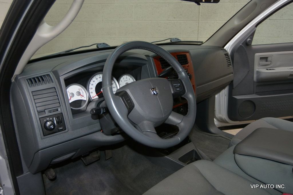 Used 2005 Dodge Dakota SLT AWD/4WD image 11