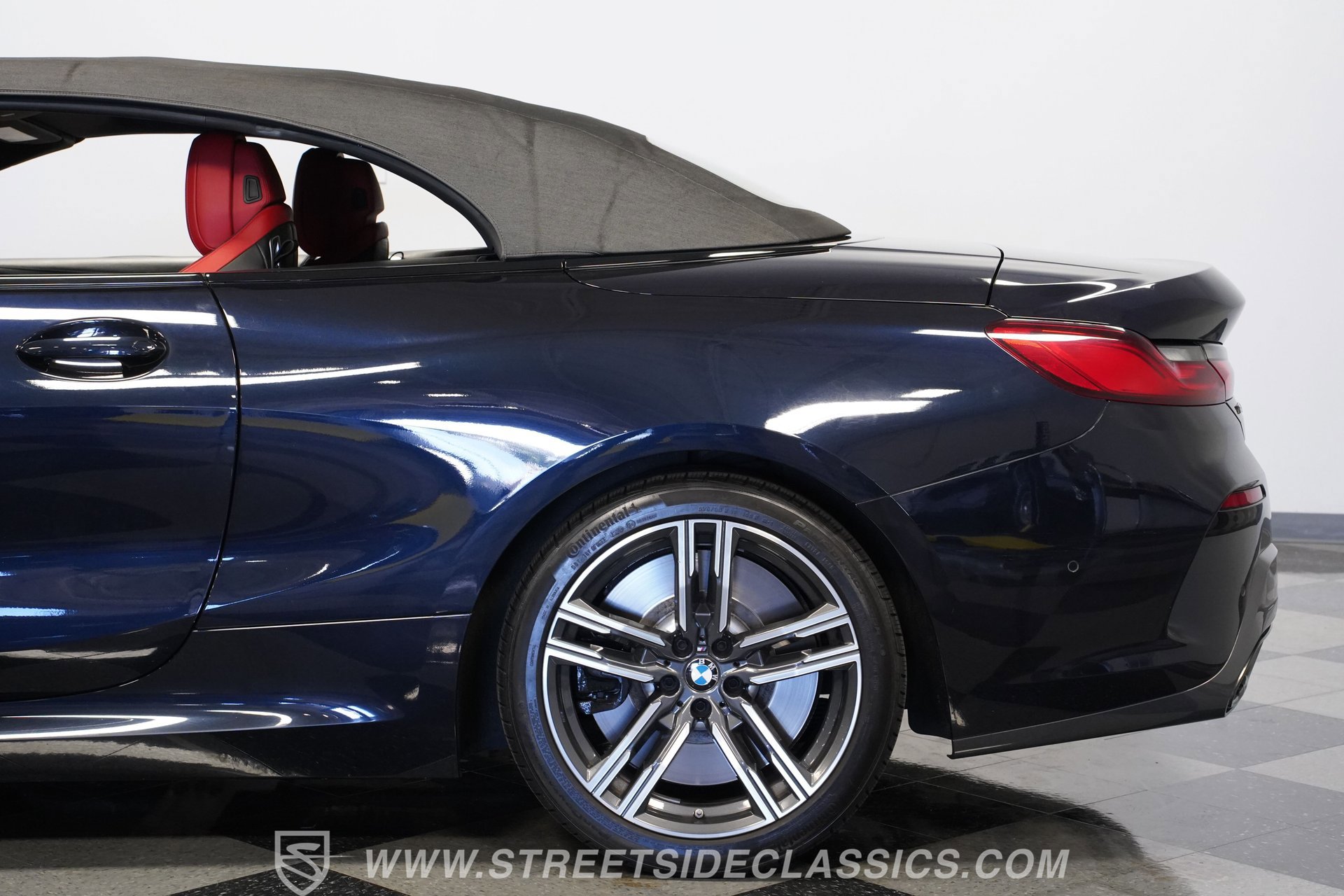 Used 2022 BMW M850i xDrive xDrive Convertible image 24