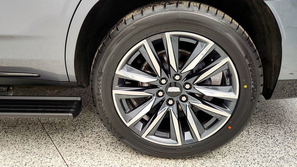 Used 2021 Cadillac Escalade Sport w/ Driver Assist Tech Package image 9