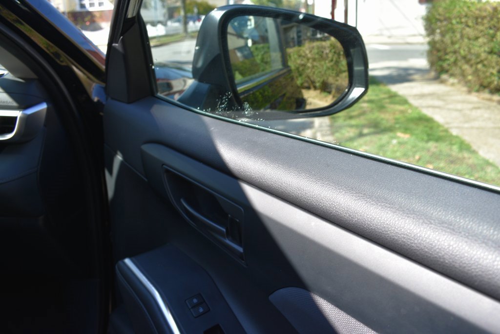 Used 2024 Toyota Highlander LE image 22