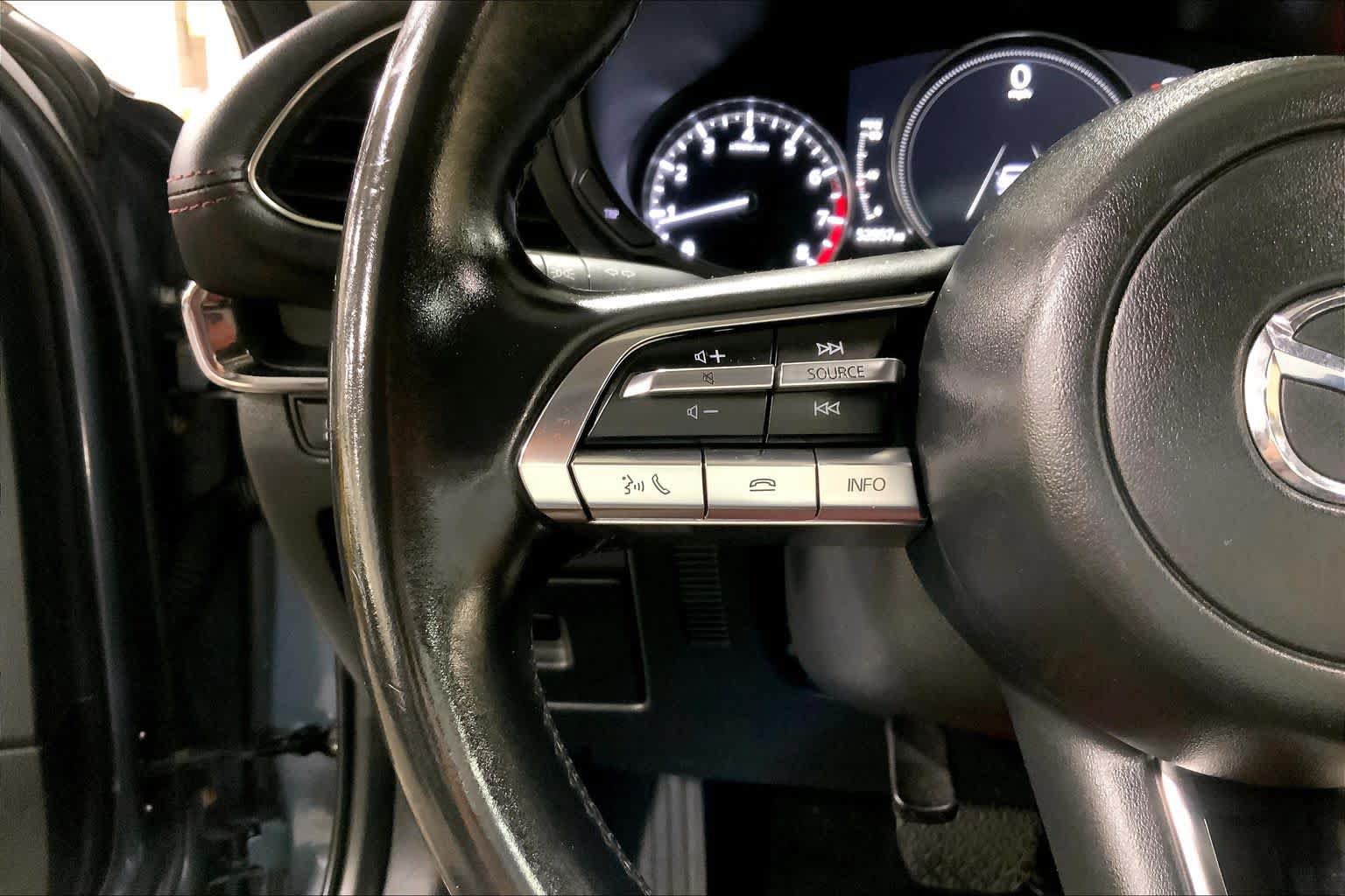 Used 2022 MAZDA MAZDA3 s FWD image 24