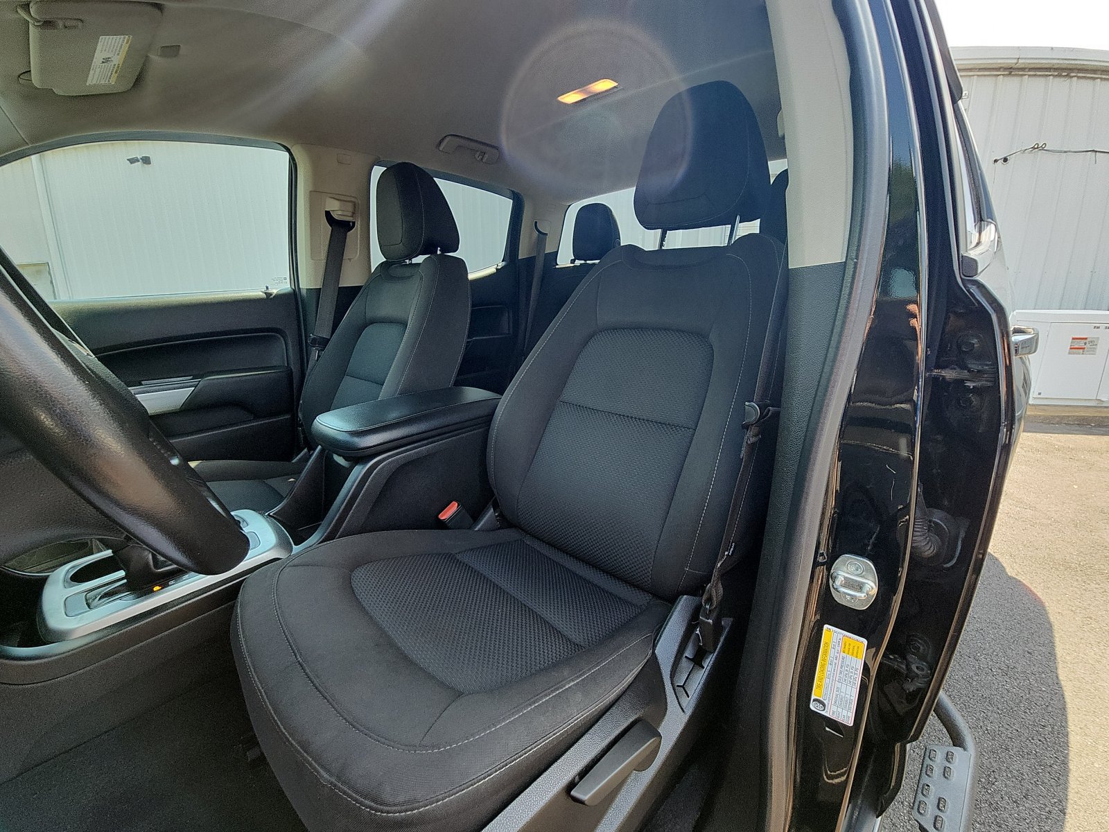Used 2019 Chevrolet Colorado LT AWD/4WD image 21