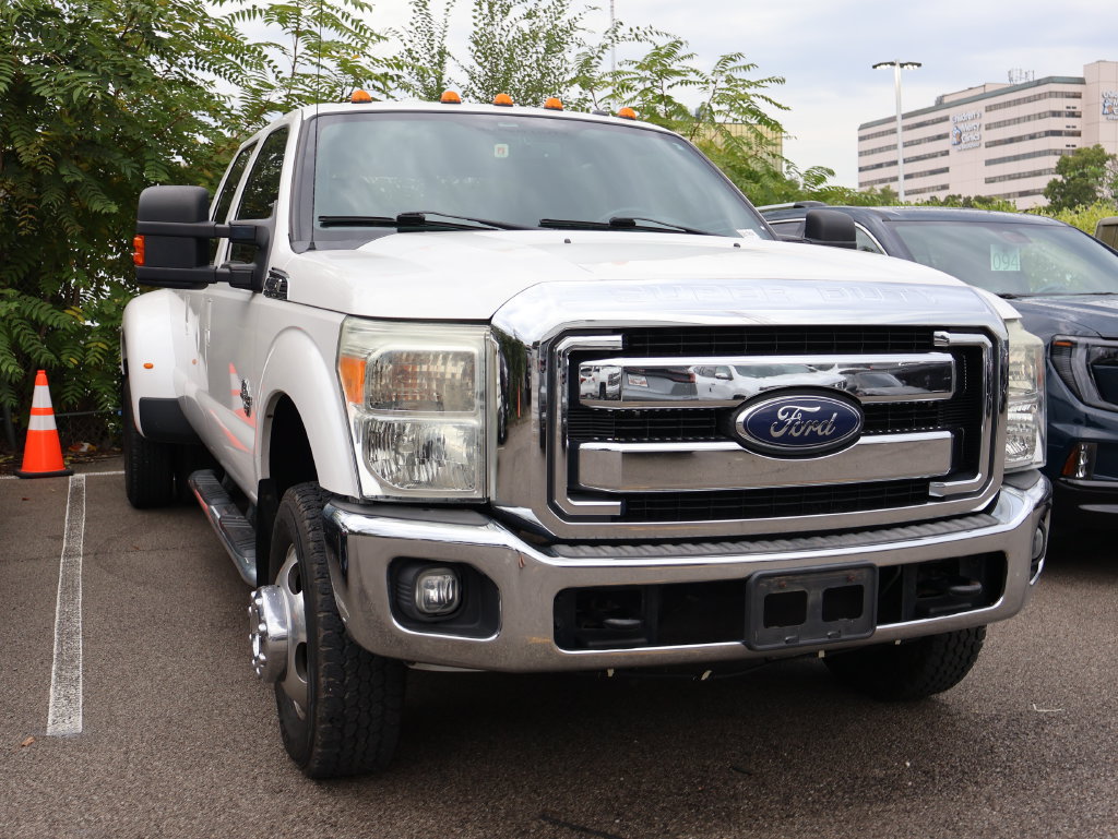 Used 2012 Ford F350 Lariat w/ Lariat Interior Pkg AWD/4WD image 3