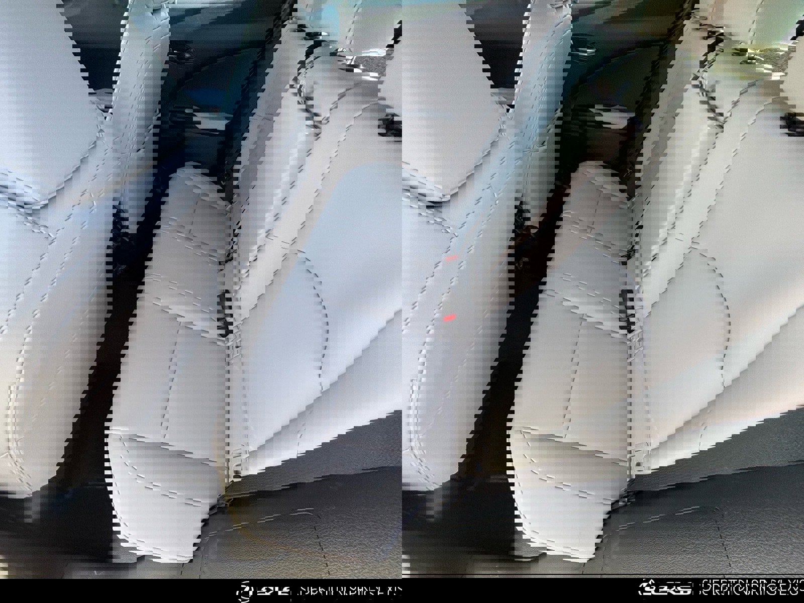 Certified 2024 Lexus UX 250h FWD image 16