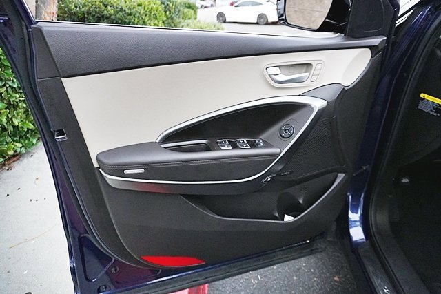 Used 2018 Hyundai Santa Fe Sport image 24