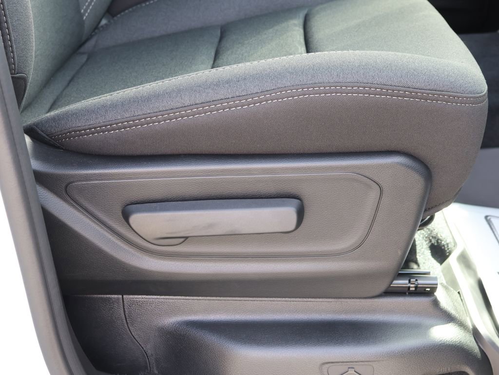 New 2026 RAM 1500 Classic Warlock AWD/4WD image 10