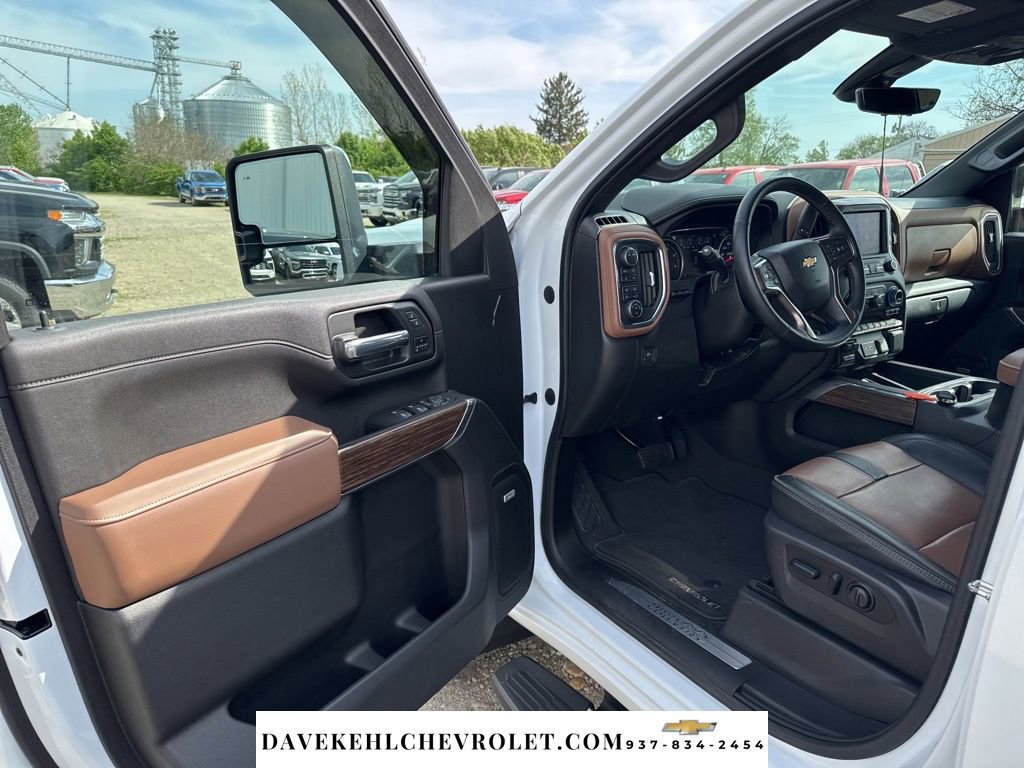 Used 2023 Chevrolet Silverado 3500 High Country w/ Z71 Off-Road Package image 15