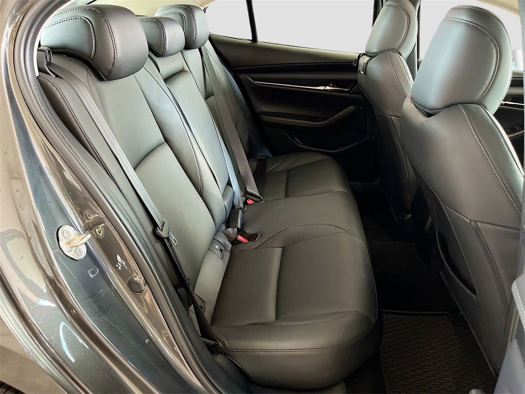 Used 2022 MAZDA MAZDA3 s image 26