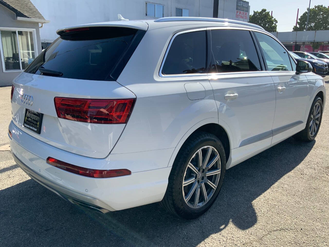 Used 2019 Audi Q7 2.0T Premium w/ Convenience Package AWD/4WD image 3