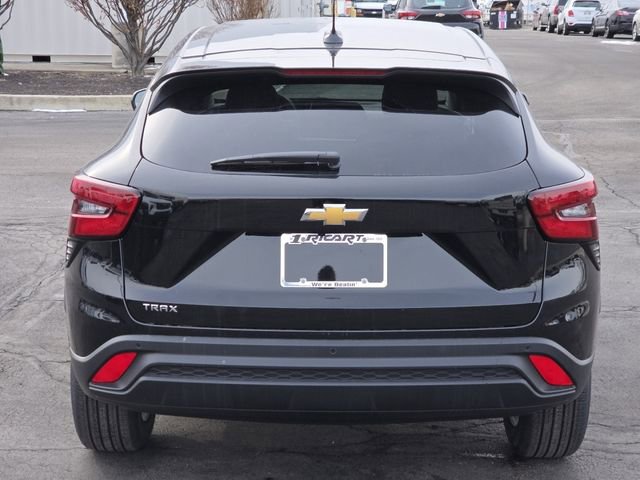 New 2026 Chevrolet Trax LS w/ LS Convenience Package image 18